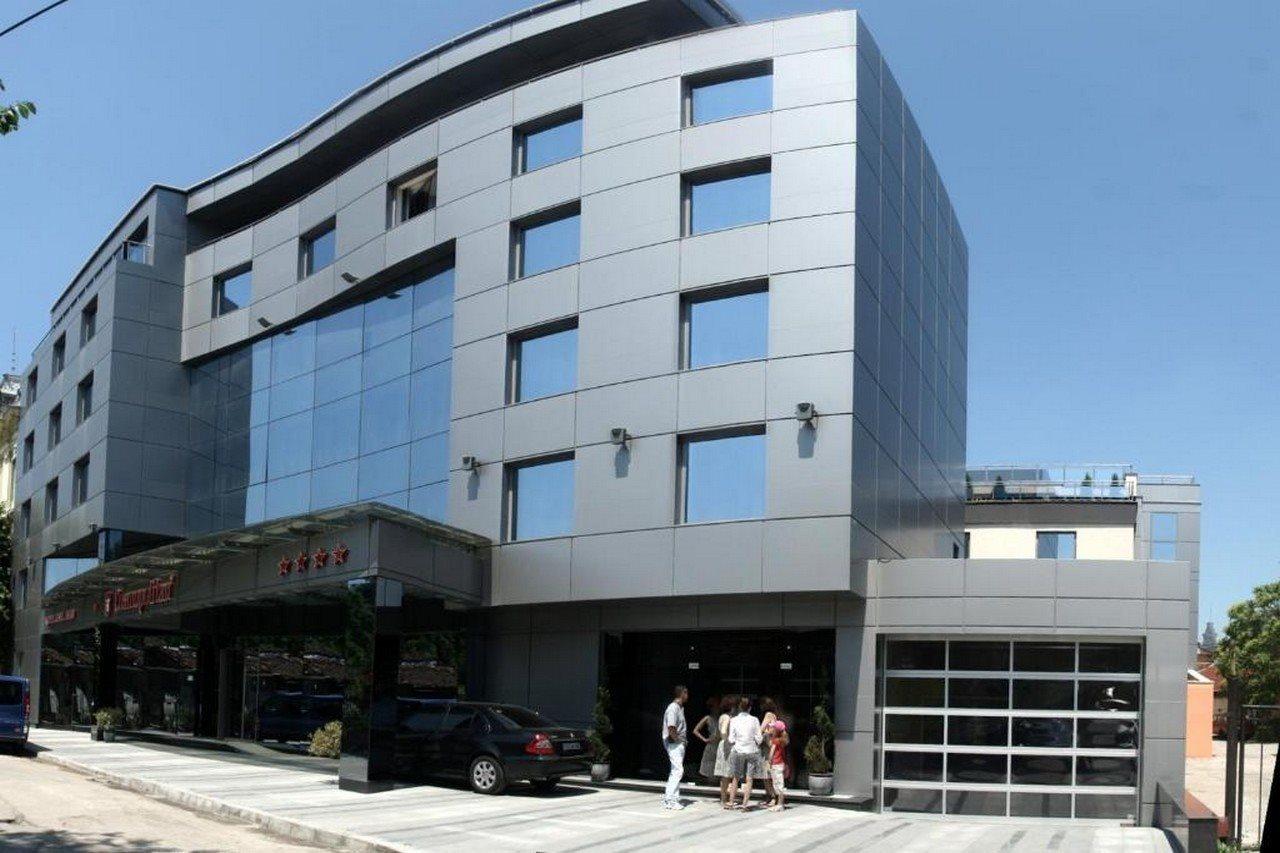 Cosmopolitan & Wellness 4*