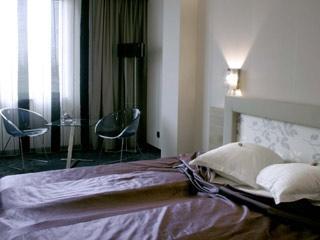 Cosmopolitan & Wellness Ruse