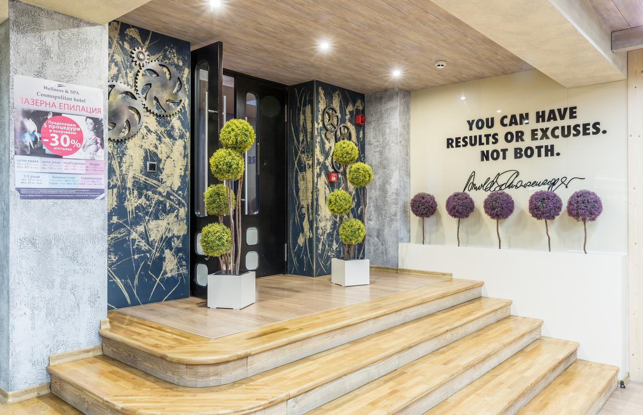 Hotel Cosmopolitan & Wellness 4*