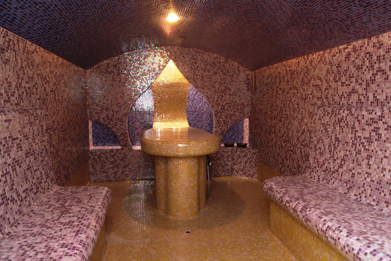Cosmopolitan & Wellness Hotel